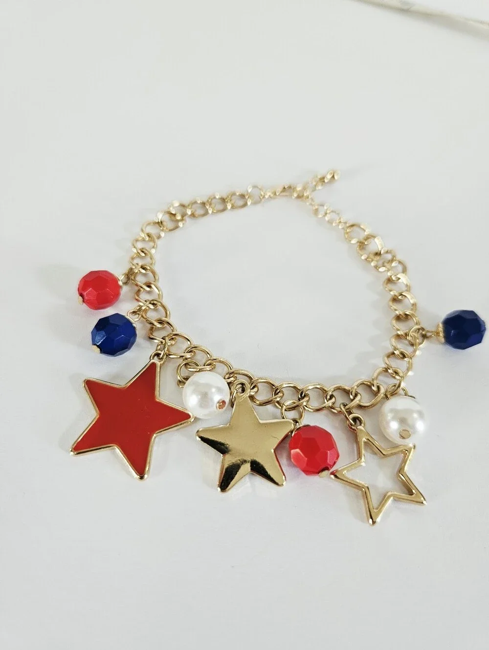 American USA Patriotic Stars Enamel Beaded Gold Tone Chain Chunky Charm Bracelet
